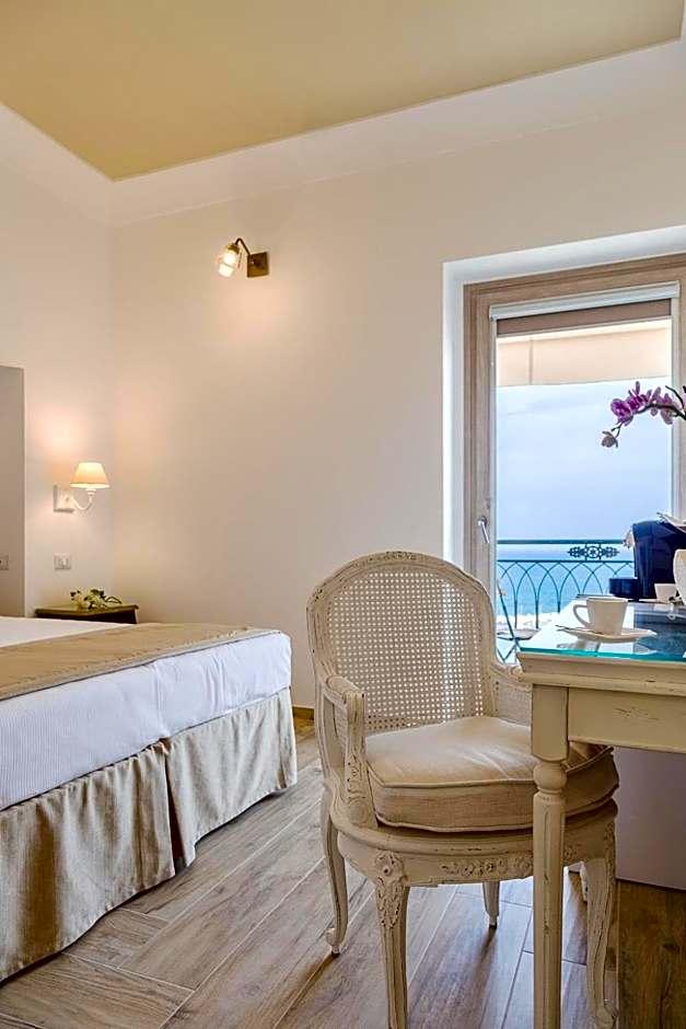 Deluxe Double Room Sea View